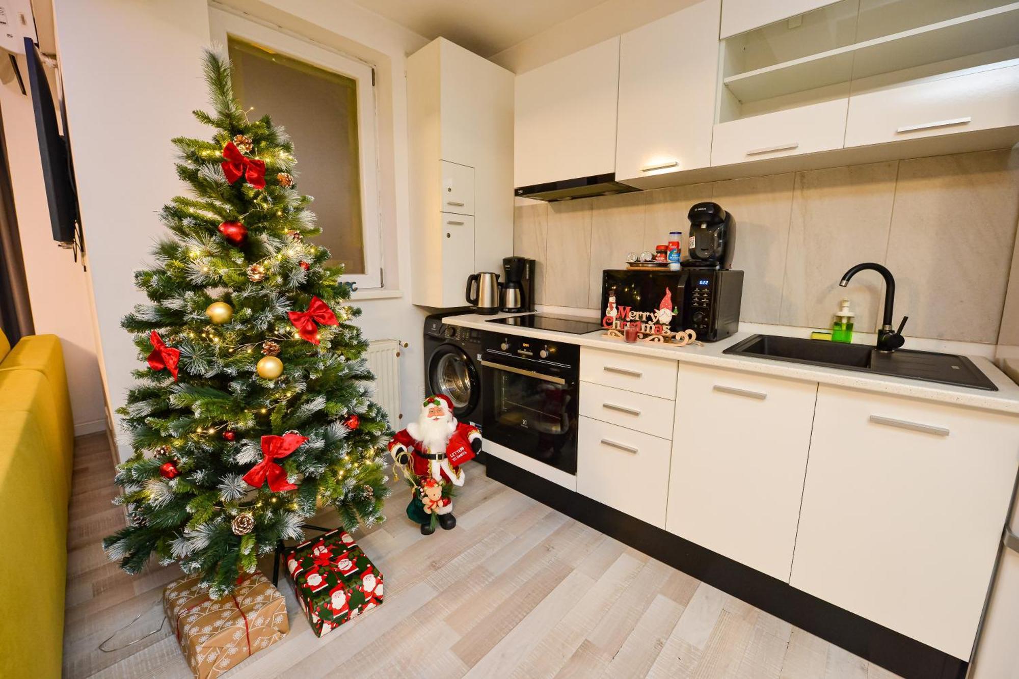 Ben Yehuda - Shabbat Friendly Apartments Bucarest Esterno foto