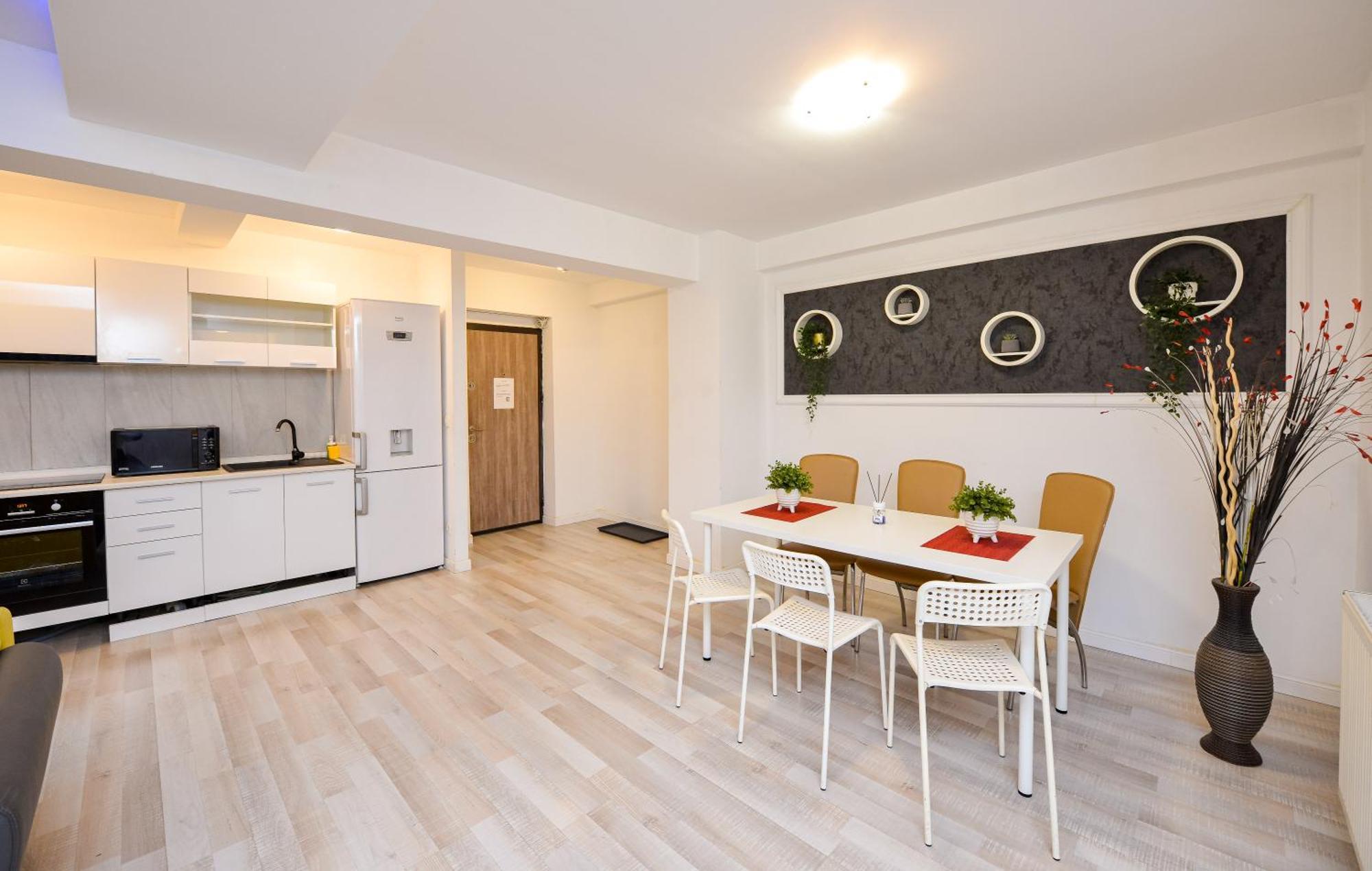 Ben Yehuda - Shabbat Friendly Apartments Bucarest Esterno foto