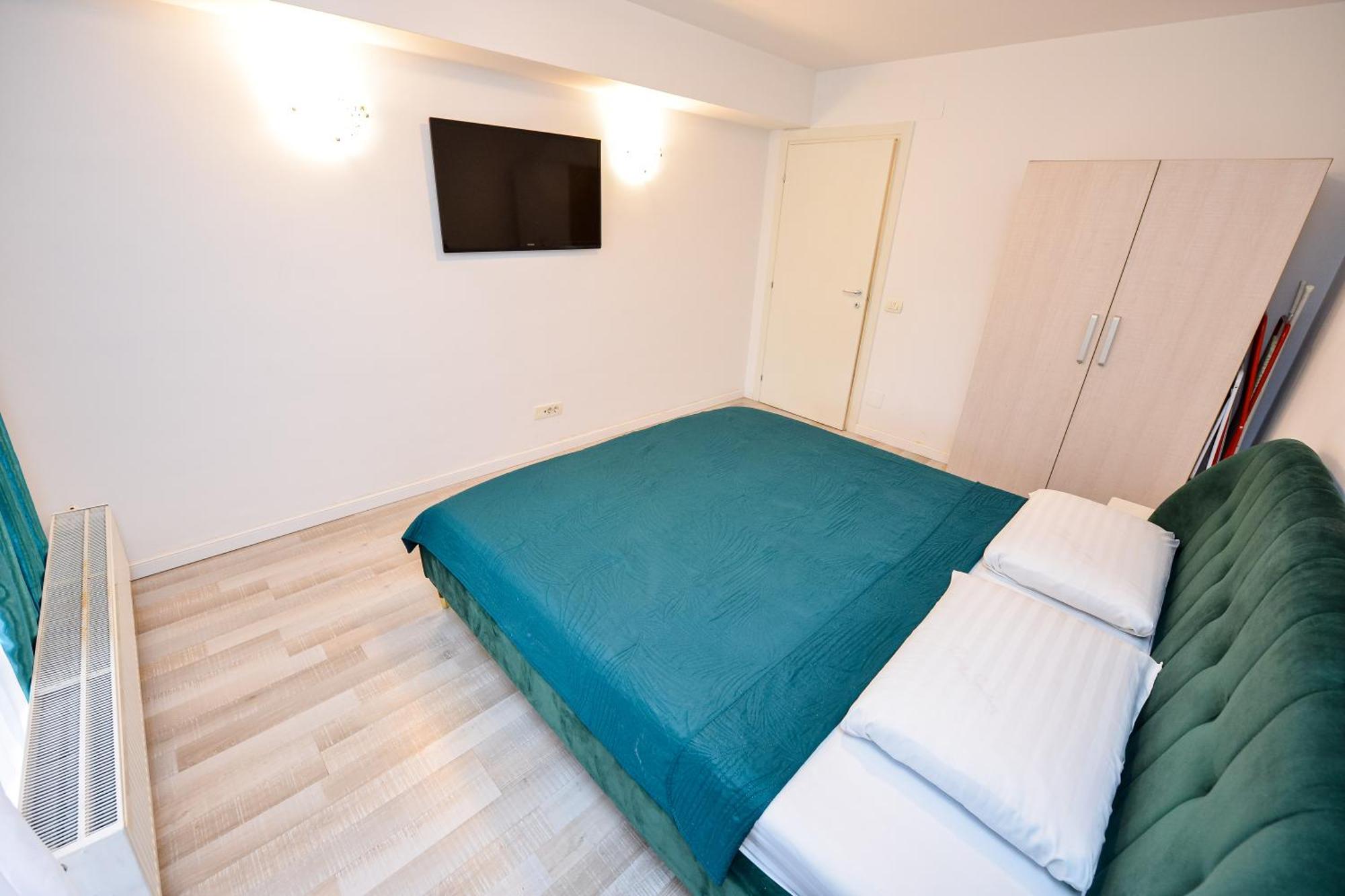 Ben Yehuda - Shabbat Friendly Apartments Bucarest Esterno foto